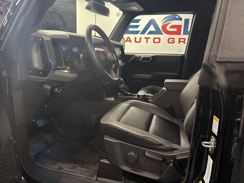 Used 2023 Ford Bronco Black Diamond image 17