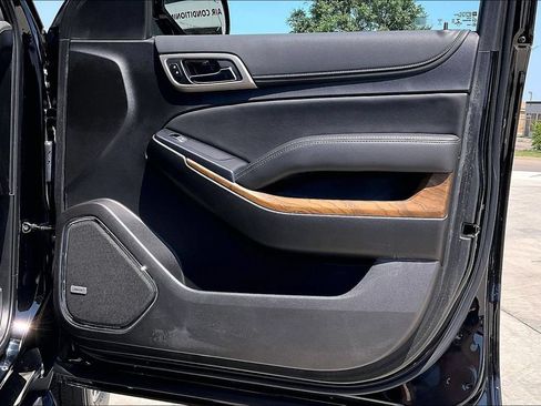 Used 2019 GMC Yukon XL Denali w/ Open Road Package AWD/4WD image 24