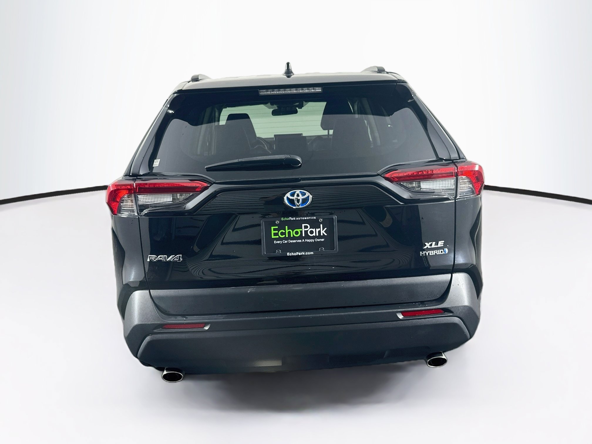 Used 2021 Toyota RAV4 XLE Premium AWD/4WD image 7
