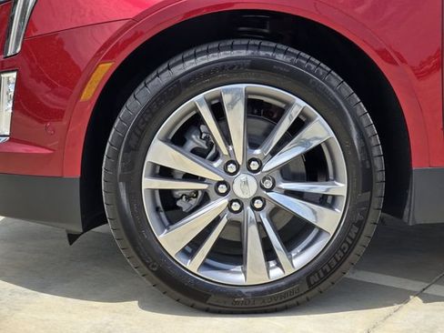 New 2026 Cadillac XT5 Premium Luxury w/ Driver Assist Package FWD image 8
