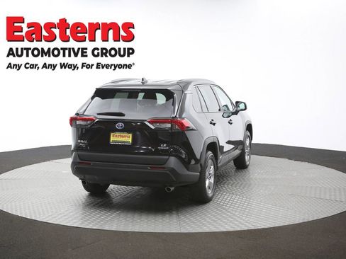 Used 2023 Toyota RAV4 LE AWD/4WD image 38
