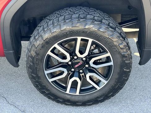 Used 2019 GMC Sierra 1500 AT4 w/ AT4 Premium Package image 16