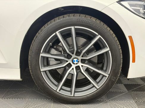 Used 2022 BMW 330i xDrive Sedan w/ Driving Assistance Package AWD/4WD image 34