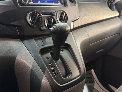 Used 2020 Nissan NV200 SV FWD image 21