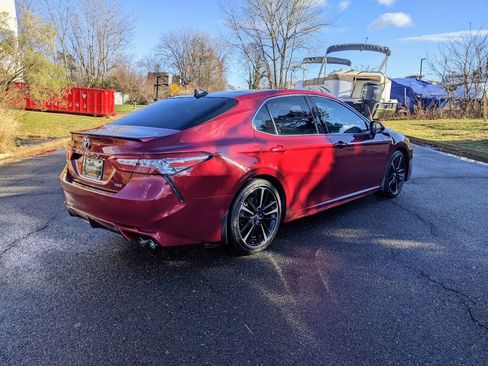 Used 2018 Toyota Camry XSE image 8