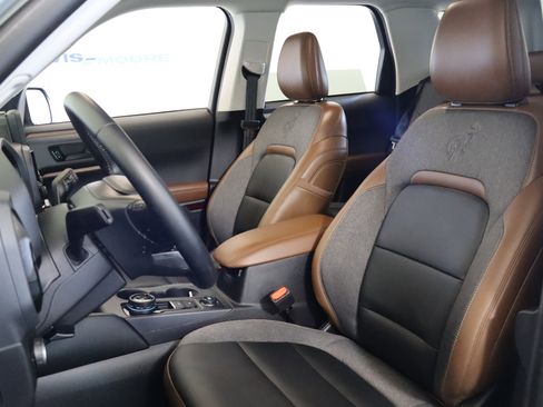 Used 2024 Ford Bronco Sport Outer Banks w/ Tech Package image 22