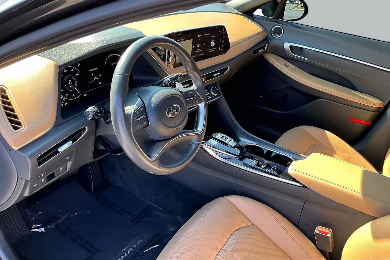 Used 2022 Hyundai Sonata Limited FWD image 16