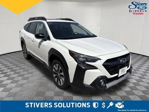 Used 2025 Subaru Outback Limited AWD/4WD image 3