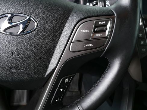 Used 2017 Hyundai Santa Fe Limited image 14