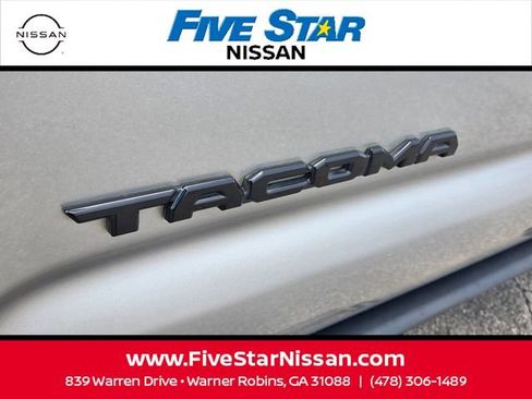 Used 2023 Toyota Tacoma SR5 w/ Technology Package AWD/4WD image 19