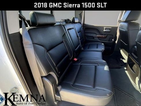 Used 2018 GMC Sierra 1500 SLT image 30