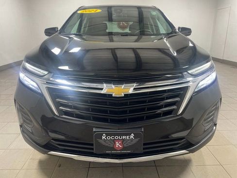 Used 2024 Chevrolet Equinox LT image 2