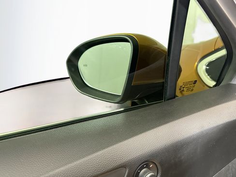 Used 2017 Chevrolet Cruze Premier w/ RS Package image 16