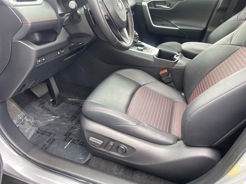 Used 2024 Toyota RAV4 XSE AWD/4WD image 20