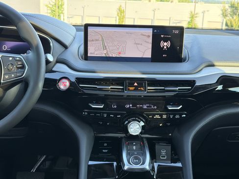 Certified 2024 Acura MDX w/ Technology Package FWD image 30