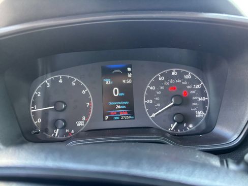 Used 2025 Toyota Corolla LE FWD image 39