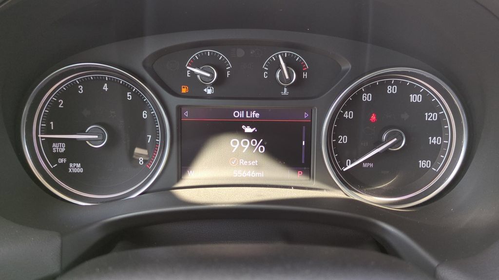 Used 2022 Buick Enclave Essence w/ Sound and Sites Package FWD image 22