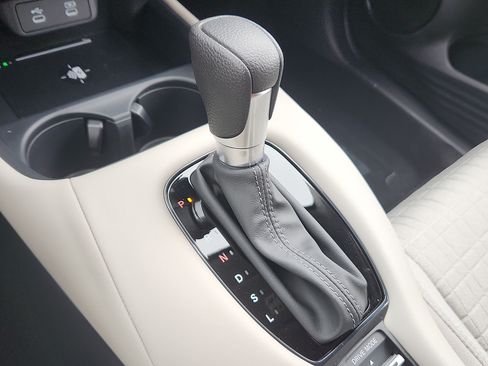 New 2027 Honda HR-V LX image 10