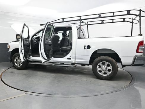 Used 2023 RAM 2500 Big Horn w/ Level 1 Equipment Group AWD/4WD image 40
