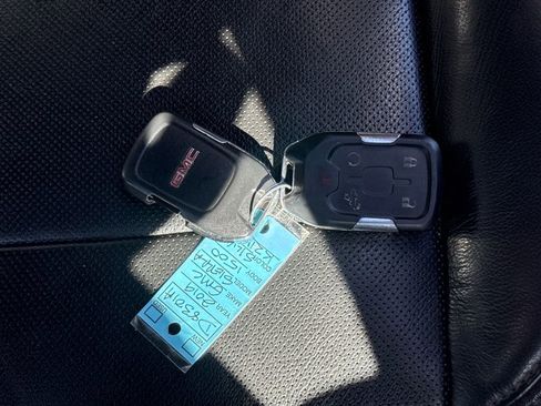 Used 2019 GMC Sierra 1500 SLT w/ SLT Premium Package image 27