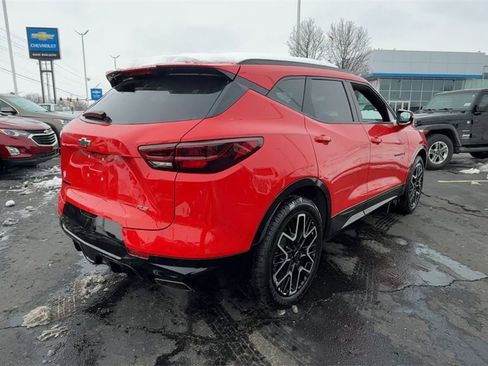 Used 2023 Chevrolet Blazer RS w/ Enhanced Convenience Package image 8