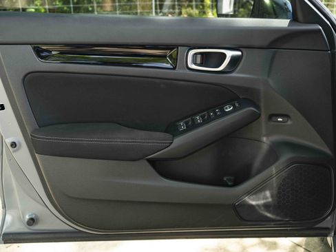 Used 2025 Honda Civic FWD Hybrid Sedan image 37