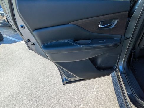 Certified 2024 Nissan Murano Platinum w/ Cargo Package image 25