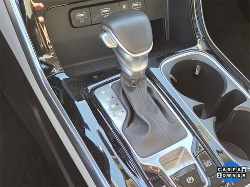 Used 2024 Kia Carnival SX Prestige image 15