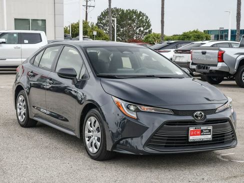 Used 2024 Toyota Corolla LE FWD image 3