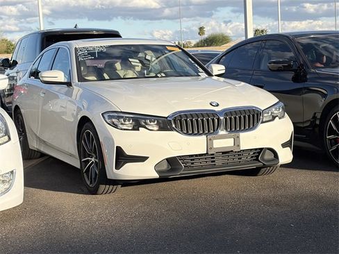 Used 2019 BMW 330i Sedan w/ Driving Assistance Package image 3