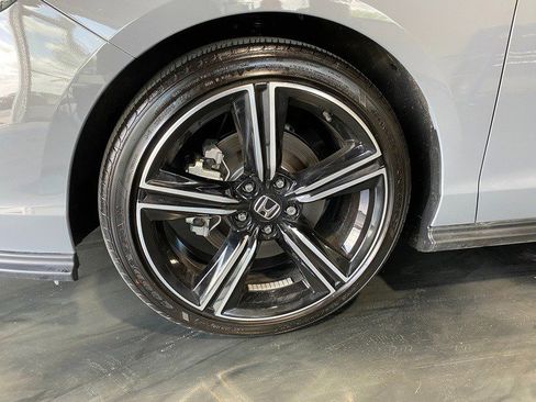 Used 2025 Honda Accord Sport image 12