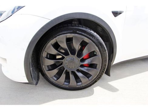 Used 2022 Tesla Model Y Performance AWD/4WD image 25
