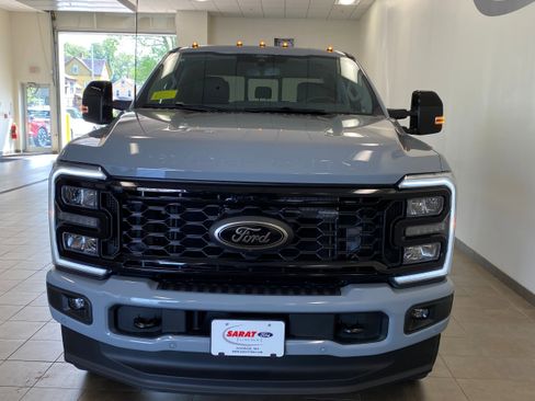 New 2025 Ford F350 Lariat w/ Lariat Ultimate Package image 3