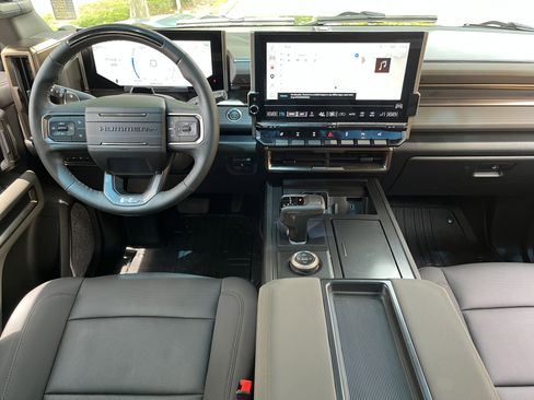 Used 2024 GMC Hummer EV 3X w/ Omega Edition AWD/4WD image 17