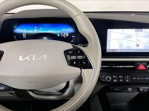 Used 2023 Kia Niro Wind FWD image 19