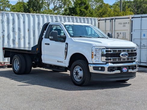 New 2025 Ford F350 XL w/ XL Chrome Package AWD/4WD image 7