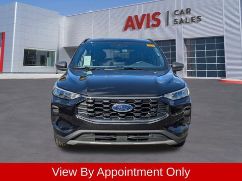 Used 2025 Ford Escape ST-Line FWD image 2