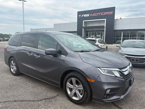 Used 2018 Honda Odyssey EX image 2