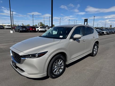 Used 2024 MAZDA CX-5 AWD 2.5 S w/ Select Package image 3