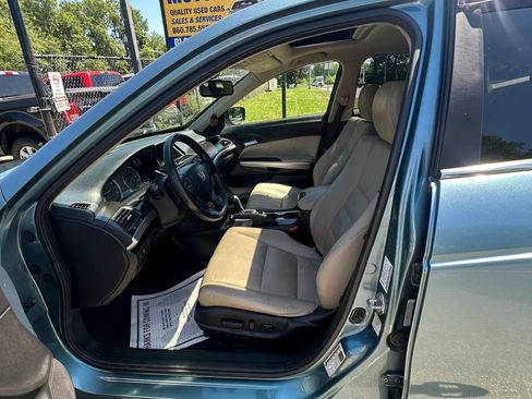 Used 2015 Honda Crosstour EX-L image 17