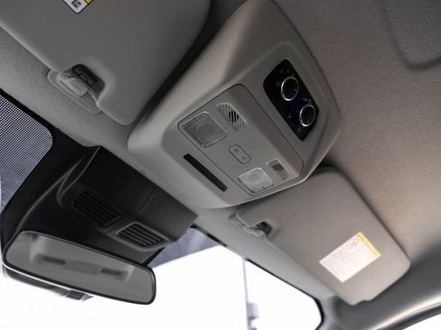 Used 2021 Ford Transit 350 XLT image 26