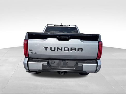 Used 2024 Toyota Tundra Platinum AWD/4WD image 4