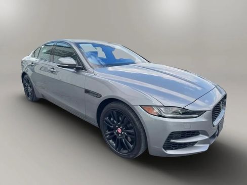 Used 2020 Jaguar XE S AWD/4WD image 5
