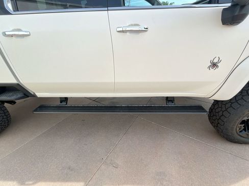 New 2025 GMC Sierra 2500 Denali w/ Denali Reserve Package AWD/4WD image 9