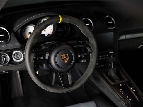 Used 2023 Porsche 718 Cayman GT4 RS RWD image 17