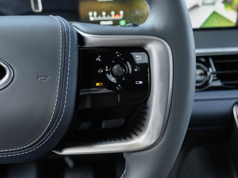 New 2026 INFINITI QX80 4WD w/ Sport Exterior Package image 18