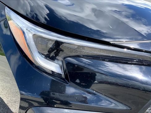 Used 2025 Toyota Corolla SE FWD image 27