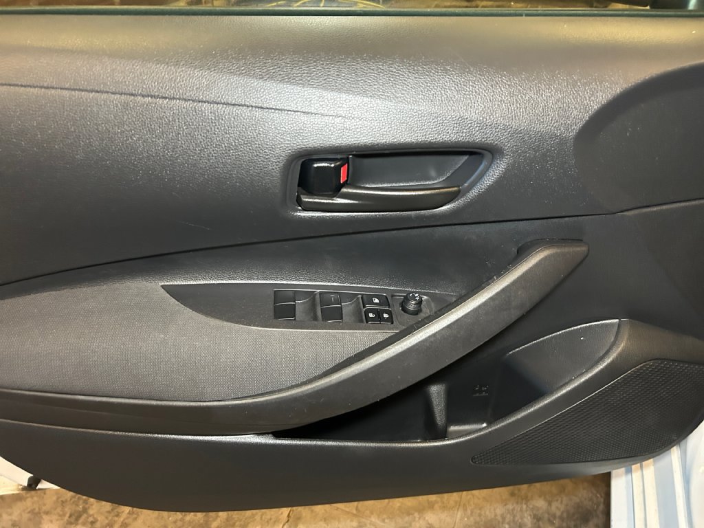 Used 2024 Toyota Corolla LE FWD image 23