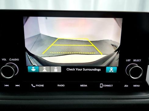 Used 2025 Honda Accord SE image 32