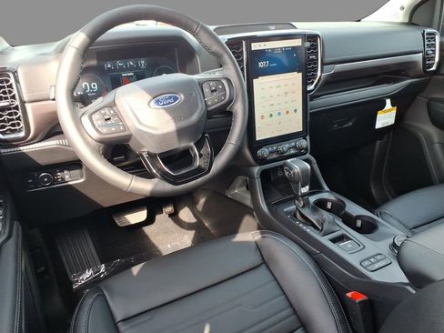 New 2025 Ford Ranger Lariat w/ FX4 Off-Road Package image 6